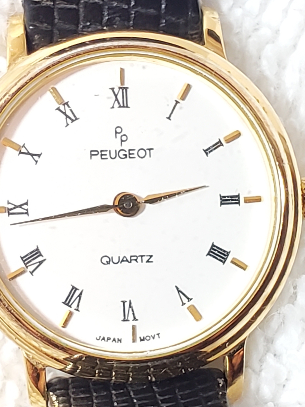 Vintage Peugeot Women's Watch Gold Tone Roman Numeral White Dial Lizard Grain